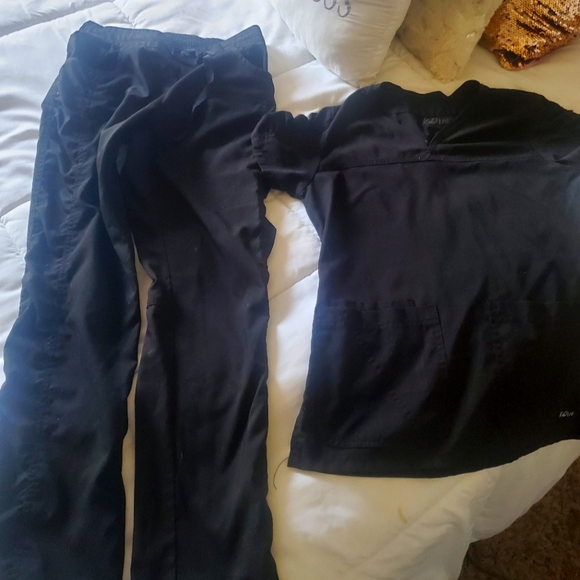 Koi Black Scrubs